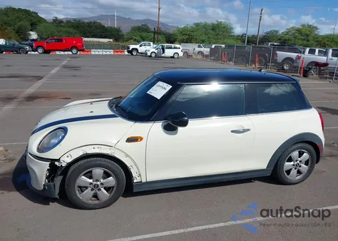 2017 Mini Hardtop Cooper from USA, damaged, VIN WMWXP5C3XH3C64835